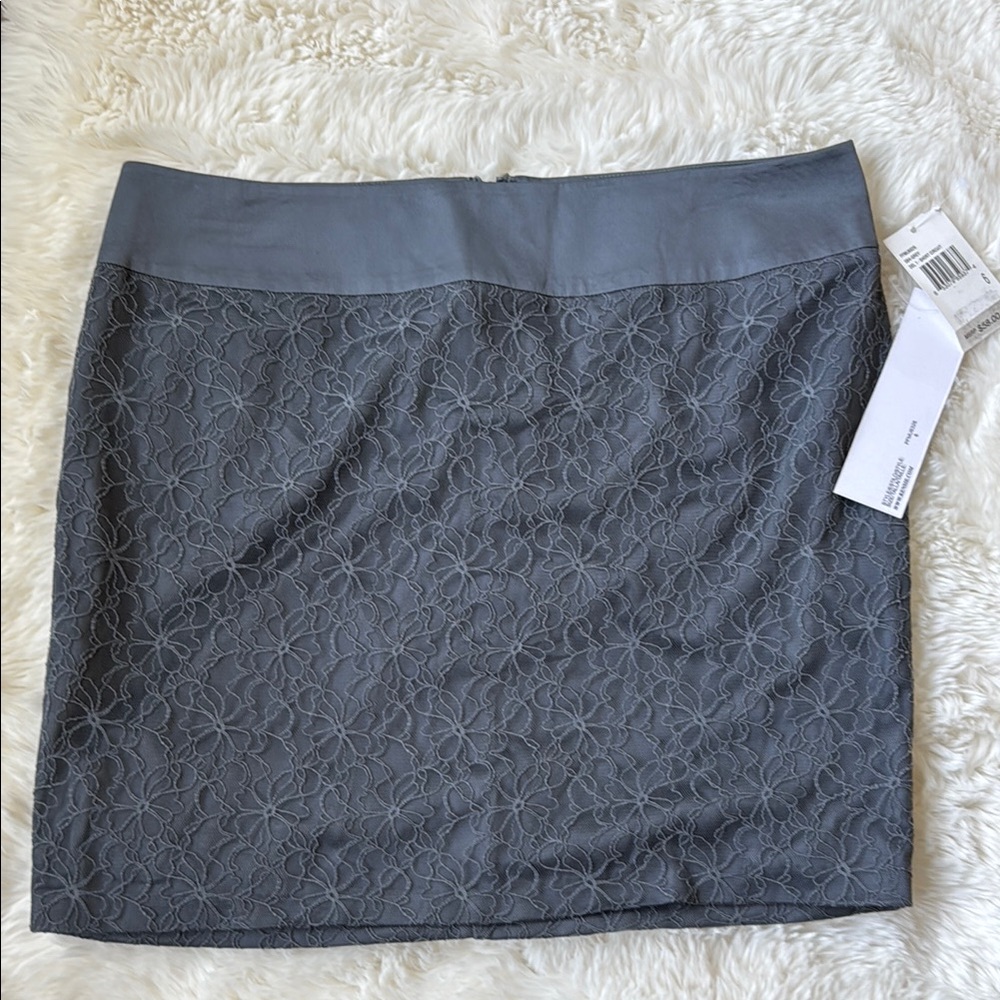 Elegant Gray Lace Skirt